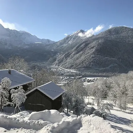 Ancienne Ecole Du Mont * Servoz